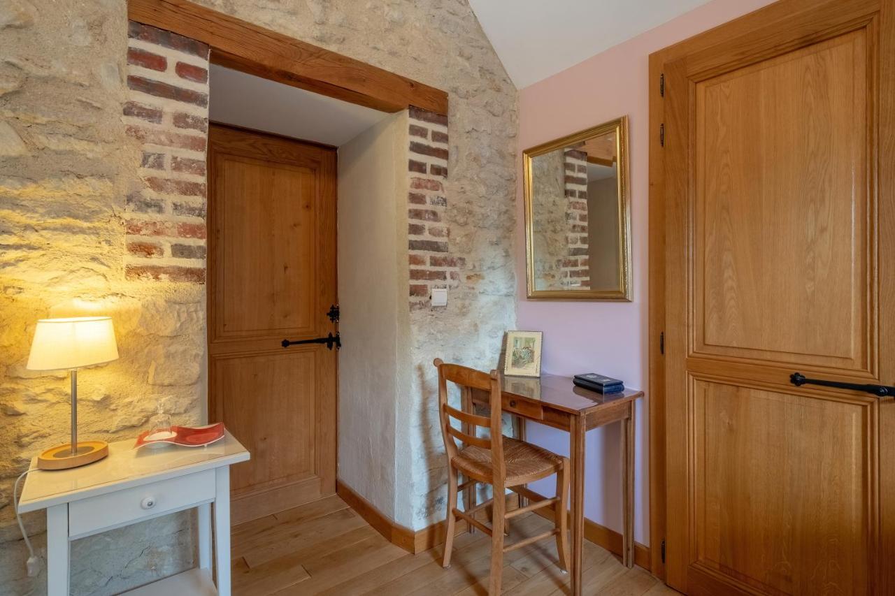 La Croix St Jean Bed and Breakfast Foucheres Exteriör bild